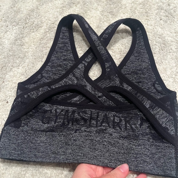 Gymshark sports bra - Picture 2 of 3